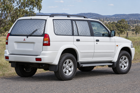 Mitsubishi Challenger Touring Set silver rear-window screens